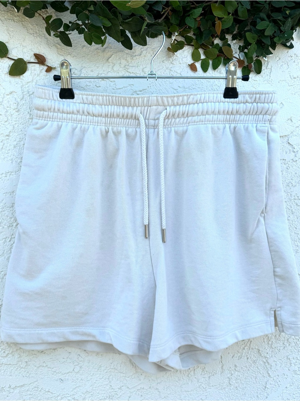 H&M White Elastic Waist Drawstring Athletic Shorts